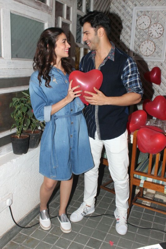 Valentine’s Day 2017: Badrinath Ki Dulhania stars Alia Bhatt and Varun Dhawan celebrate the day of love. Valentine’s Day,Valentine’s Day 2017,Badrinath Ki Dulhania,Alia Bhatt- Varun Dhawan,Alia Bhatt and Varun Dhawan,Alia Bhatt,Varun Dhawan,Valentine’s Day celebrations,Valentine’s Day pics,Valentine’s Day images,Valentine’s Day photos,Valentine’s Day stills