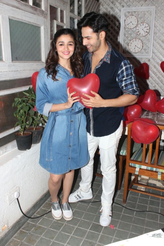 Valentine’s Day 2017: Badrinath Ki Dulhania stars Alia Bhatt and Varun Dhawan celebrate the day of love. Valentine’s Day,Valentine’s Day 2017,Badrinath Ki Dulhania,Alia Bhatt- Varun Dhawan,Alia Bhatt and Varun Dhawan,Alia Bhatt,Varun Dhawan,Valentine’s Day celebrations,Valentine’s Day pics,Valentine’s Day images,Valentine’s Day photos,Valentine’s Day stills