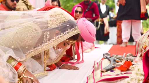 South Indian actress Nidhi Subbaiah and Lavesh Khairajani Wedding pictures. Nidhi Subbaiah and Lavesh Khairajani,Nidhi Subbaiah,Lavesh Khairajani,Nidhi Subbaiah wedding,Nidhi Subbaiah wedding pics,Nidhi Subbaiah wedding images,Nidhi Subbaiah wedding photos,Nidhi Subbaiah wedding stills,Nidhi Subbaiah wedding pictures,Nidhi Subbai