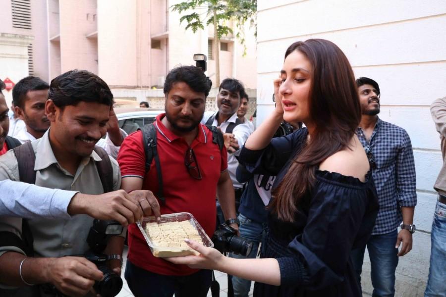Bollywood actress Kareena Kapoor Khan celebrates Taimur Ali's birthday with media and distributes sweets at an event! Kareena Kapoor,Kareena Kapoor Khan,Kareena Kapoor celebrates Taimur,Kareena Kapoor celebrates Taimur birthday,Taimur Ali Khan,Taimur Ali Khan birthday,Taimur Ali Khan birthday celebrations