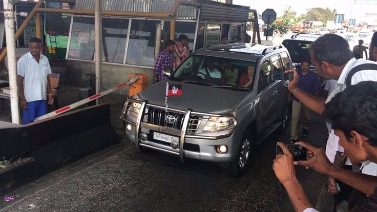 She will formally surrender before a trial court set up in the prison complex. Sasikala,Sasikala Natarajan,VK Sasikala,Sasikala reaches Parappan Agrahara jail,AIADMK General Secretary,AIADMK