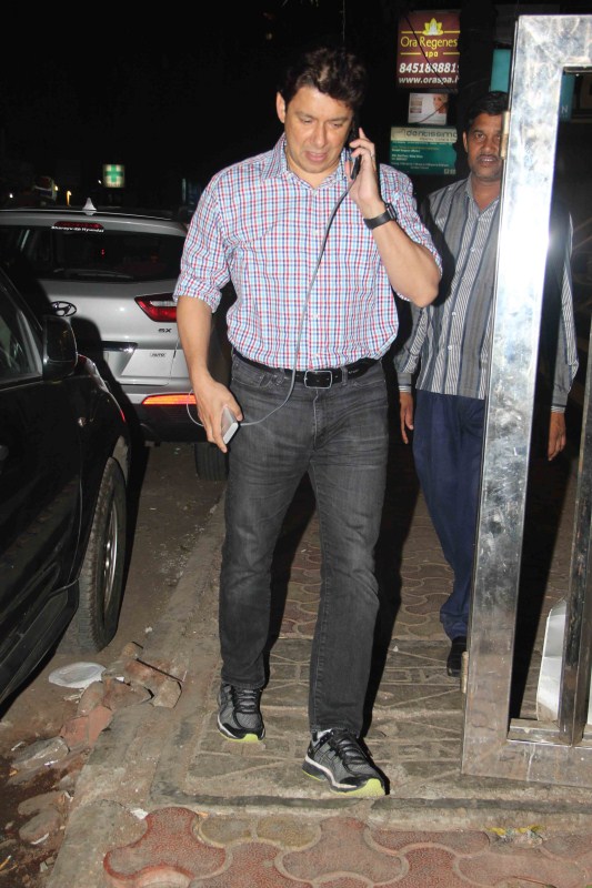 Bollywood actress Madhuri Dixit with husband spotted at Bandra outside of doctor clinic. Madhuri Dixit,Madhuri Dixit husband,Madhuri Dixit latest pics,Madhuri Dixit latest images,Madhuri Dixit latest photos,Madhuri Dixit latest stills,Madhuri Dixit latest pictures