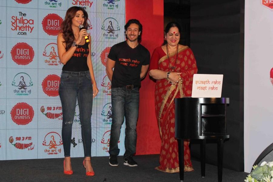 Bollywood actors Tiger Shroff, Shilpa Shetty along with her son Viaan spotted during the launch of Shilpa Shetty Wellness Series on the digital platform in Mumbai, India on February 16, 2017. Tiger Shroff launches Shilpa Shetty Wellness Series. Shilpa Shetty,actress Shilpa Shetty,Shilpa Shetty wellness series,Tiger Shroff,Sunanda Shetty,Raj Kundra,Shamita Shetty,Viaan