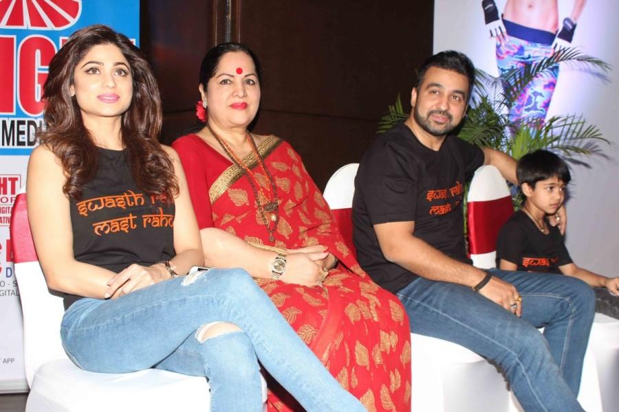 Bollywood actors Tiger Shroff, Shilpa Shetty along with her son Viaan spotted during the launch of Shilpa Shetty Wellness Series on the digital platform in Mumbai, India on February 16, 2017. Tiger Shroff launches Shilpa Shetty Wellness Series. Shilpa Shetty,actress Shilpa Shetty,Shilpa Shetty wellness series,Tiger Shroff,Sunanda Shetty,Raj Kundra,Shamita Shetty,Viaan