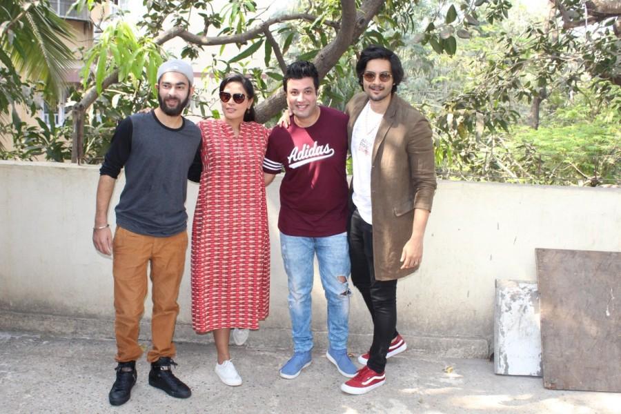 Richa Chadda and Ali Fazal held a few acting workshops, danced on few songs and played games with the kids. Manjot Singh and Varun Sharma too being a part of the event had fun with the children. Fukrey Returns,Ali Fazal,Dhai Akshar,Director Amol Gupte,Manjot Singh,Varun Sharma,Fukrey Returns promotion,Fukrey Returns movie promotion