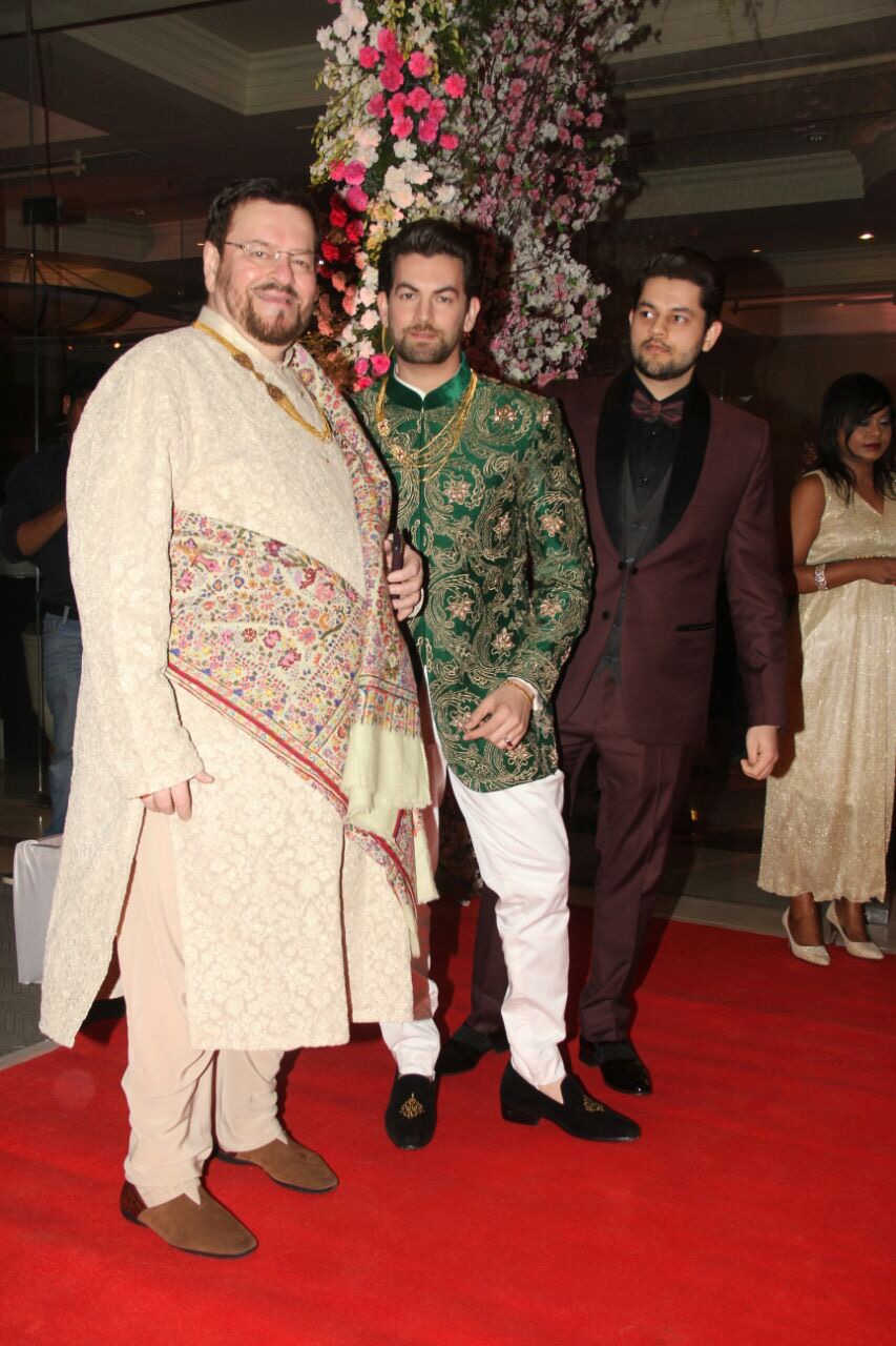 "Begum-e-Jannat" captures the Mughal era effortlessly with subtle hints of sensuality. Being a regal and rich collection, both the outfits for Neil and Rukmini feature opulent tones of ivory and emerald green. Manav Gangwani said: "Neil is a very dear friend to me and I am delighted to dress the newly weds for their wedding reception." Salman Khan,Amitabh Bachchan,Katrina Kaif,Rekha,Neil Nitin Mukesh and Rukmini Sahay,Neil Nitin Mukesh,Rukmini Sahay,Neil Nitin Mukesh reception,Neil Nitin Mukesh wedding reception,Neil Nitin Mukesh reception pics,Neil Nitin Mukesh reception images,Neil Ni