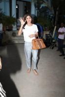 Shilpa Shetty at Bandra,Shilpa Shetty spotted at Bandra,Shilpa Shetty,actress Shilpa Shetty,Shilpa Shetty latest pics,Shilpa Shetty latest images,Shilpa Shetty latest photos,Shilpa Shetty latest stills,Shilpa Shetty latest pictures