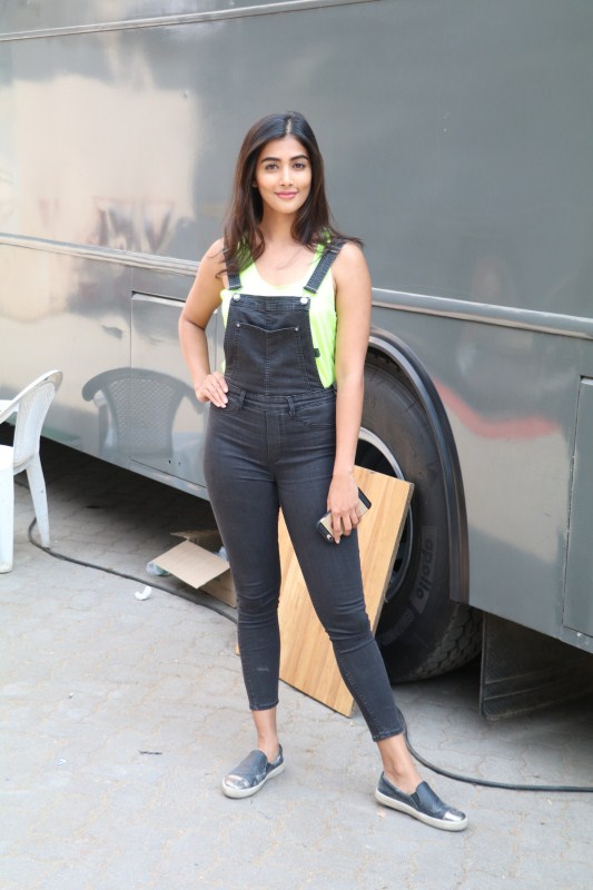 Bollywood actress Pooja Hegde spotted at Mehboob Studio. Pooja Hegde at Mehboob Studio,Pooja Hegde spotted at Mehboob Studio.,Pooja Hegde,actress Pooja Hegde,Pooja Hegde latest pics,Pooja Hegde latest images,Pooja Hegde latest photos,Pooja Hegde latest stills,Pooja Hegde latest pictures