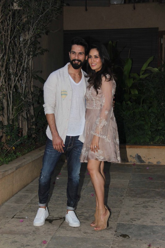 Shahid Kapoor with his wife Mira Rajput spotted at Shahid Kapoor's pre birthday bash. Shahid Kapoor,Mira Rajput,Sidharth Malhotra,Alia Bhatt,Karan Johar,Varun Dhawan,Shahid Kapoor birthday,Shahid Kapoor birthday pics,Shahid Kapoor birthday images,Shahid Kapoor birthday photos,Shahid Kapoor birthday stills,Shahid Kapoor birthday pictures