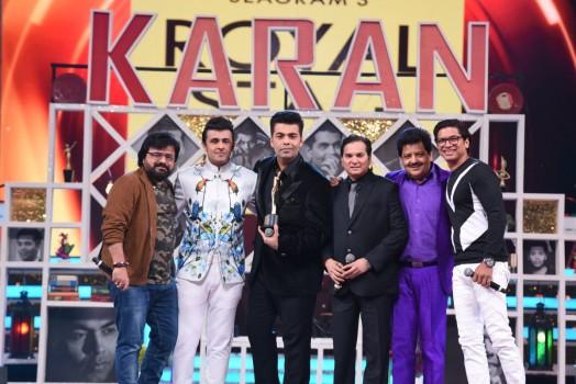 India's biggest musical extravaganza - the Royal Stag Mirchi Music Awards Co-Powered by Dabur Red Paste & Baba Elaichi - was held tonight at DOME @NSCI, SVP, Worli. This year marked a change in the usual format - what used to be an event only for the music fraternity, was open to the public for the very first time this year! Limited tickets were sold so fans of music could attend the event and see their favourite Bollywood stars and singers live.