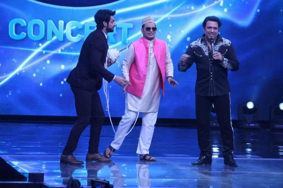 Bollywood actor Govinda on the sets of Sony TV's singing reality show Indian Idol season 9 to promote his film Aa Gaya Hero in Mumbai. Govinda,actor Govinda,Sunita Ahuja,Indian Idol season 9,Indian Idol,Aa Gaya Hero,Aa Gaya Hero promotion,Smita Thackeray,Singer Sonu Nigam,Sonu Nigam
