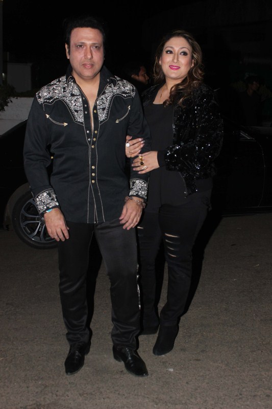 Bollywood actor Govinda along with wife Sunita Ahuja on the sets of Sony TV's singing reality show Indian Idol season 9 to promote his film Aa Gaya Hero in Mumbai on February 20, 2017. Govinda,actor Govinda,Sunita Ahuja,Indian Idol season 9,Indian Idol,Aa Gaya Hero,Aa Gaya Hero promotion,Smita Thackeray,Singer Sonu Nigam,Sonu Nigam