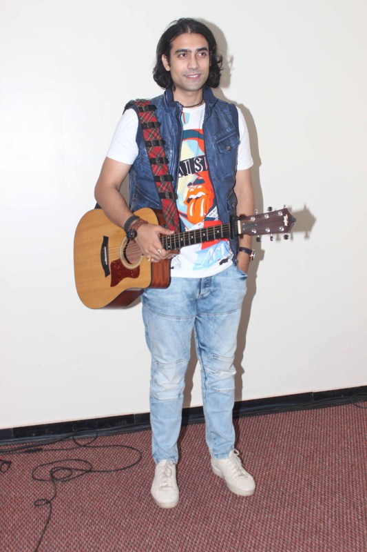 Jubin Nautiyal performance of his latest single song Haaye Dil. Jubin Nautiyal,singer Jubin Nautiyal,Haaye Dil,Haaye Dil song