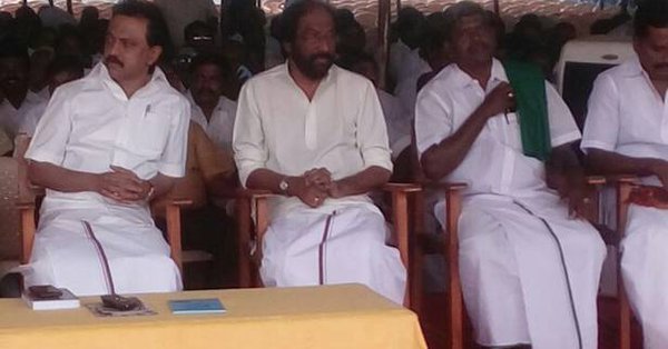 MK Stalin and other DMK leaders on statewide hunger strike against Edappadi Palanisamy's trust vote.