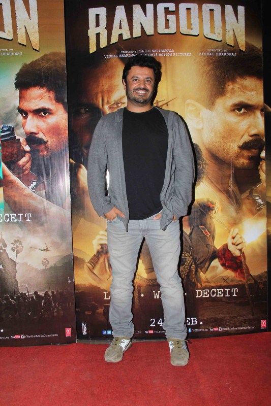 Vikas Bahl spotted at the Rangoon special screening. Kangna Ranaut,Shahid Kapoor,Mira Rajput,Rangoon,Rangoon special screening,Rangoon special screening pics,Rangoon special screening images,Rangoon special screening photos,Rangoon special screening stills,Rangoon special screening pictures