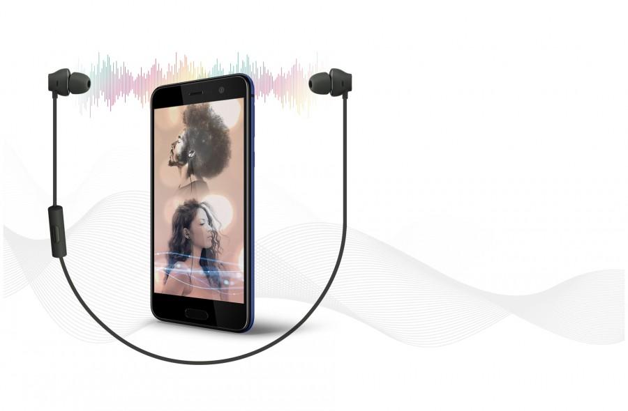 "Our focus is on design, quality, HD adaptive audio and artificial intelligence (AI) integration for the discerning customer looking for a premium product with a global appeal," Faisal Siddiqui, President-South Asia, HTC, told reporters here. HTC,'U' series,U series,Apple's iPhone7,iPhone7,Taiwanese smartphone,HTC Corporation,HTC U Ultra,HTC U Play devices