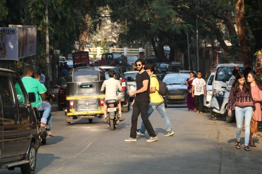 Bollywood actor Harshvardhan Kapoor spotted at The Korner House bandra. Harshvardhan Kapoor,The Korner House bandra,actor Harshvardhan Kapoor,Harshvardhan Kapoor latest pics,Harshvardhan Kapoor latest images,Harshvardhan Kapoor latest photos,Harshvardhan Kapoor latest stills,Harshvardhan Kapoor latest pictures