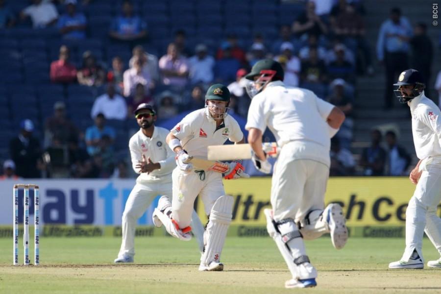 Virat Kohli-led hosts made one change to their team. Medium pacer Bhuvneshwar Kumar was replaced by spinning all-rounder Jayant Yadav while Australia were playing two pacers and two spinners on a slow and low track. Steven Smith,Virat Kohli,Australia wins toss,Australia vs India,India vs Australia,Murali Vijay,Lokesh Rahul,Cheteshwar Pujara,Ajinkya Rahane,Wriddhiman Saha,David Warner,Matt Renshaw,Shaun Marsh,Peter Handscomb,Mitchell Marsh