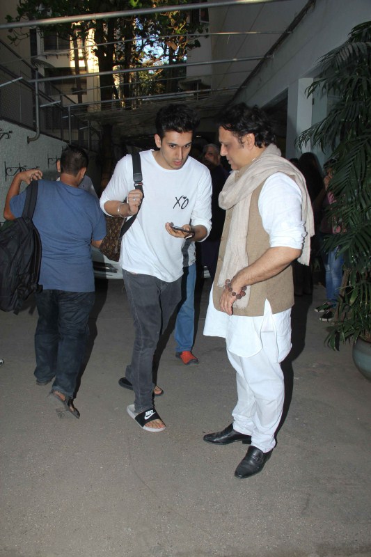 Bollywood actor Govinda with his son spotted at Sunny Super Sound in Mumbai. Govinda,actor Govinda,Govinda with his son,Govinda son,Govinda at Sunny Super Sound,Sunny Super Sound,Govinda latest pics,Govinda latest images,Govinda latest photos,Govinda latest stills,Govinda latest pictures