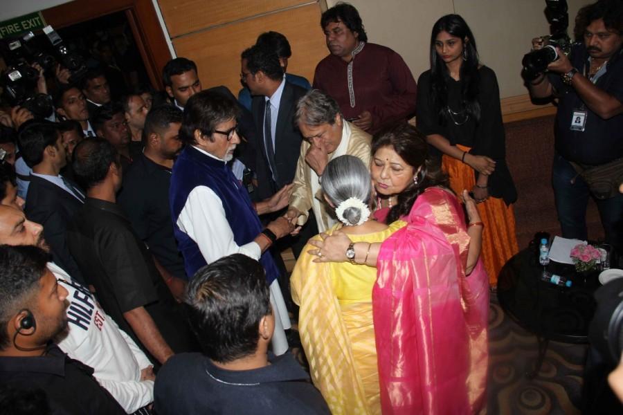Bollywood actor Amitabh Bachchan, Jaya Bachchan, Sarod player Amman Ali Khan, Robab player Daud Khan Sadozai and Ayaan Ali Khan spotted during the launch of Saregama's classical strings album Rabab to Sarod by Amman Ali Khan and Ayaan Ali Khan in Mumbai on February 23, 2017. Amitabh Bachchan,Jaya Bachchan,Sarod player Amman Ali Khan,Robab player Daud Khan,Daud Khan Sadozai,Ayaan Ali Khan,Rabab to Sarod,Rabab to Sarod album