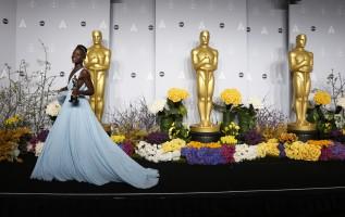 Oscars 2017,Oscars red carpet,Oscars best dressed celebrities,red carpet look,Jennifer Lawrence,kate Hudson,Anne Hathway,Penelope Cruz,Gwyneth Paltrow,Amanda Seyfried,Jennifer Aniston,Lupita Nyong'o