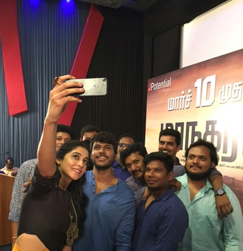 Tamil movie Maanagaram press meet event held at Chennai. Celebs like Sandeep Kishan, Regina Cassandra, Charlie, Sri, SR Prabhu, Prabhu Venkatachalam, Lokesh Kanagaraj, Javed Riaz and others graced the event. Sandeep Kishan,Regina Cassandra,Maanagaram,Maanagaram press meet,Maanagaram press meet pics,Maanagaram press meet images,Maanagaram press meet photos,Maanagaram press meet stills,Maanagaram press meet pictures
