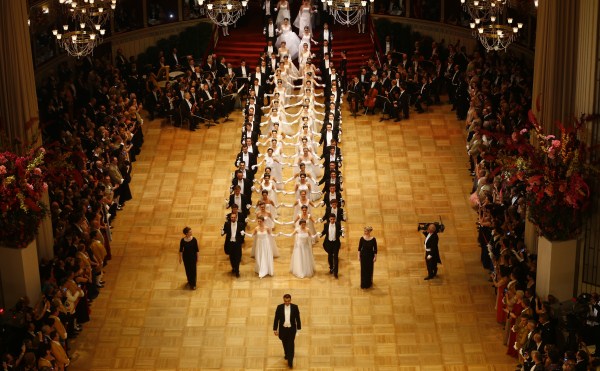 Members of the opening committee perform during the opening ceremony of the traditional Opera Ball in Vienna, Austria. Opera Ball,Vienna's Opera Ball,Vienna Opera Ball,Opera Ball opening ceremony,Opera Ball opening ceremony pics,Opera Ball opening ceremony images,Opera Ball opening ceremony photos,Opera Ball opening ceremony stills,Opera Ball opening ceremony picture