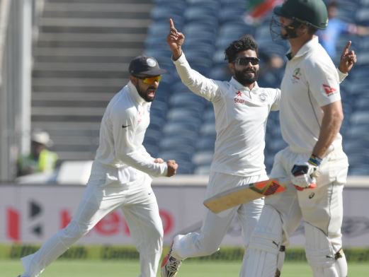 India started the day on a positive note with overnight batsman Mitchell Marsh offering a thick outside edge to wicketkeeper Wriddhiman Saha off Jadeja's bowling. But Smith and Matthew Wade got together to carry the visitors' second innings past the 200-run mark. Umesh Yadav, who was impressive throughout the morning session, got his reward when Mattthew Wade offered a thick edge to Saha. India vs Australia,Ind vs Aus,Ind vs Aus score,Ind vs Aus Test series,Ind vs Aus 1st Test,Ind vs Aus day 3