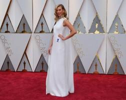 Ruth Negga,Hailee Steinfeld,Isabelle Huppert,Viola Davis,Halle Berry,Mahershala,Karlie Kloss,Taraji P Henson,John Legend,Chrissy Teigen,Emma Stone,Oscars 2017 red carpet