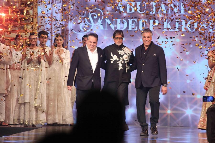 Big B on Sunday night shared a few photographs from the event on social media. "Walk the ramp for a charity that works for the cure of children from blood cancer... Every child deserves to live long and healthy," Amitabh tweeted. Megastar Amitabh Bachchan,Amitabh Bachchan,Abu Jani,Sandeep Khosla,Amitabh Bachchan walks fashion ramp,Amitabh Bachchan fashion ramp,Amitabh Bachchan latest pics,Amitabh Bachchan latest images,Amitabh Bachchan latest photos,Amitabh Bachchan latest stills