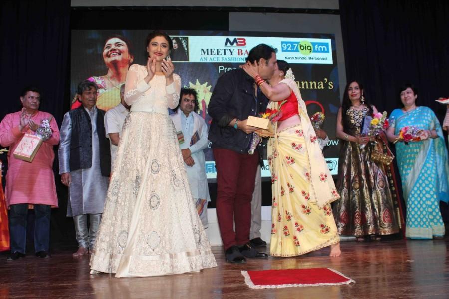 Bollywood actor Govinda at JAAGO mono act event. Govinda,Govinda at JAAGO mono,JAAGO mono act event,JAAGO mono,actor Govinda,Govinda latest pics,Govinda latest images,Govinda latest photos,Govinda latest stills,Govinda latest pictures