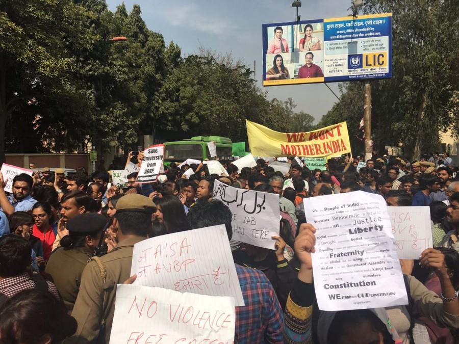 Ramjas protest: Students protest against ABVP in Delhi University Ramjas protest,Students protest against ABVP,Students protest,ABVP,Delhi University