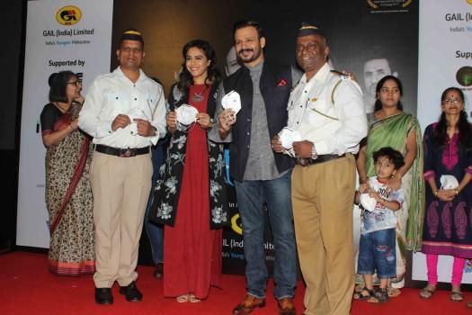 Bollywood actors Vivek Oberoi and Swara Bhaskar during the screening short film Hawa Badlo on February 28, 2017