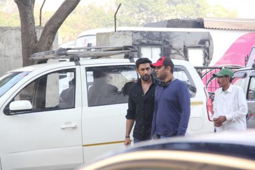 Bollywood actor Amit Sadh spotted at Bandra during the on location shooting of Sarkar 3.