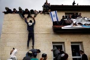 Israel,Israeli police,Palestinian land,West Bank,Ofra