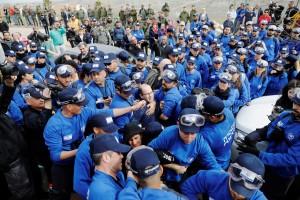 Israel,Israeli police,Palestinian land,West Bank,Ofra