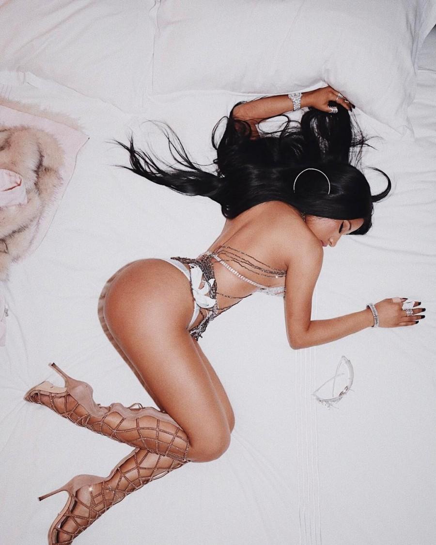 Check out Hollywood actor Nicki Minaj's butt photo shoot. Nicki Minaj,Nicki Minaj butt,Nicki Minaj butt pics,Nicki Minaj butt images,Nicki Minaj butt photos,Nicki Minaj butt stills,Nicki Minaj butt pictures,nicki minaj butt phtoto