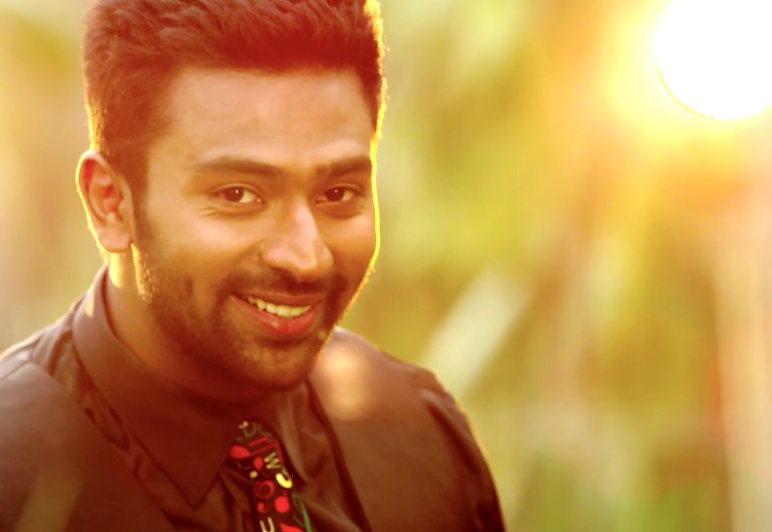 Mupparimanam is an upcoming Tamil romantic thriller film written and directed by Adhiroopan and produced by Pollachi V. Visu and Pollachi Gold V. Kumar under Shamayalaya Creations banner. Starring Shanthanu Bhagyaraj and Srushti Dange in the lead role. Shanthanu Bhagyaraj,Srushti Dange,Mupparimanam,Mupparimanam movie stills,Mupparimanam movie pics,Mupparimanam movie images,Mupparimanam movie photos,Mupparimanam movie pictures,tamil movie Mupparimanam