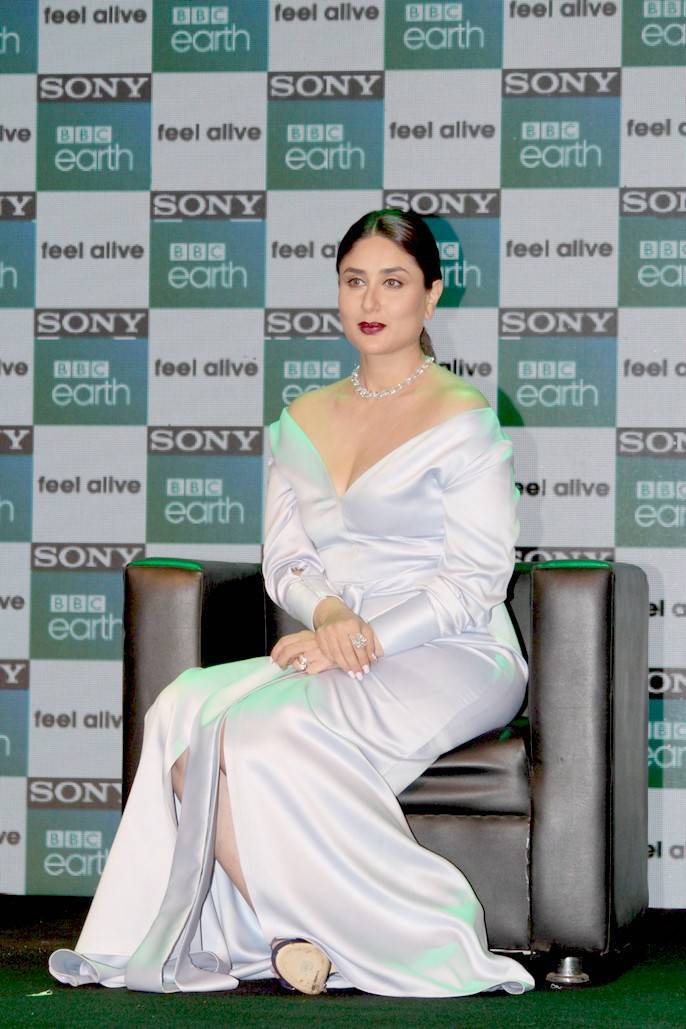 Bollywood actress Kareena Kapoor Khan at Sony BBC Earth Channel Launch. Kareena Kapoor,Kareena Kapoor Khan,actress Kareena Kapoor Khan,Sony BBC Earth Channel Launch,Sony BBC Earth Channel,BBC Earth Channel Launch,BBC Earth Channel,Kareena Kapoor pics,Kareena Kapoor images,Kareena Kapoor photos,Kareena Kapoor stills,Kareena Ka