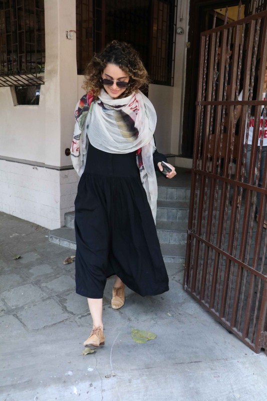 Bollywood actress Kangana Ranaut spotted at Shankar Mahadevan's studio. Kangana Ranaut,actress Kangana Ranaut,Kangana Ranaut at Shankar Mahadevan's studio,Shankar Mahadevan studio,Kangana Ranaut pics,Kangana Ranaut images,Kangana Ranaut photos,Kangana Ranaut pictures