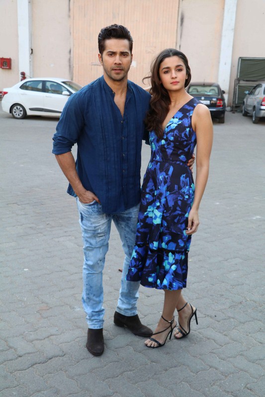 Bollywood actors Varun Dhawan and Alia Bhatt spotted at Mehboob studio for their upcoming movie Badrinath Ki Dulhania. Varun Dhawan and Alia Bhatt,Varun Dhawan,Alia Bhatt,Badrinath Ki Dulhania,Badrinath Ki Dulhania promotion,Badrinath Ki Dulhania movie promotion,Varun,Alia