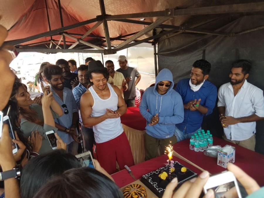 The actor was amazed at being at the receiving end of so much love and warmth and the compilation is a gift he is going to cherish forever. Tiger Shroff,Tiger Shroff birthday,Tiger Shroff birthday celebrations,Tiger Shroff birthday celebration pics,Tiger Shroff birthday celebration images,Tiger Shroff birthday celebration photos,Tiger Shroff birthday celebration stills,Tiger Shroff birthday c