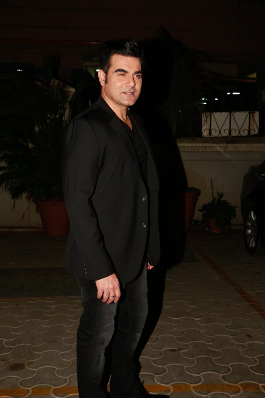 Jeena Isi Ka Naam Hai special screening held in Mumbai on March 2, 2017. Celebs like Manjari Phadnis, Varun Sharma, Ashutosh Rana, Arbaaz Khan, Keshhav Panneriy and others spotted at special screening. Jeena Isi Ka Naam Hai,Jeena Isi Ka Naam Hai special screening,Jeena Isi Ka Naam Hai special screening pics,Jeena Isi Ka Naam Hai special screening images,Jeena Isi Ka Naam Hai special screening photos,Jeena Isi Ka Naam Hai special screening stills,Manjari
