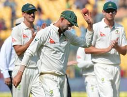 Nathan Lyon,Off-spinner Nathan Lyon,M. Chinnaswamy Stadium,India vs Australia,India vs Australia 2017,india vs australia test series 2017,india vs australia 2017,Nathan Lyon pics,Nathan Lyon images,Nathan Lyon photos,Nathan Lyon stills,Nathan Lyon picture