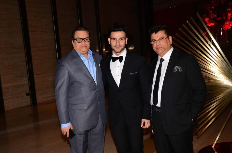 Celebs like Kiran Juneja, Ramesh Sippy, Ramesh S Taurani, Girish Kumar, Kumar S Taurani, Karan Tacker, Krystle D'Souza, Mohammed Morani, Lucky Morani, Ken Ghosh, Jayantilal Gada, Sunil A Lulla, Krishika Lulla, Rocky S, Anu Malik, Parvin Dabas, Preeti Jhangiani and others graced at Gaurav Gupta and Mandana Karimi's wedding reception. Gaurav Gupta and Mandana Karimi,Gaurav Gupta and Mandana Karimi wedding reception,Gaurav Gupta and Mandana Karimi wedding,Kiran Juneja,Ramesh Sippy,Ramesh S Taurani,Girish Kumar,Kumar S Taurani,Karan Tacker,Krystle D'Souza,Mohammed Morani,Lucky Moran