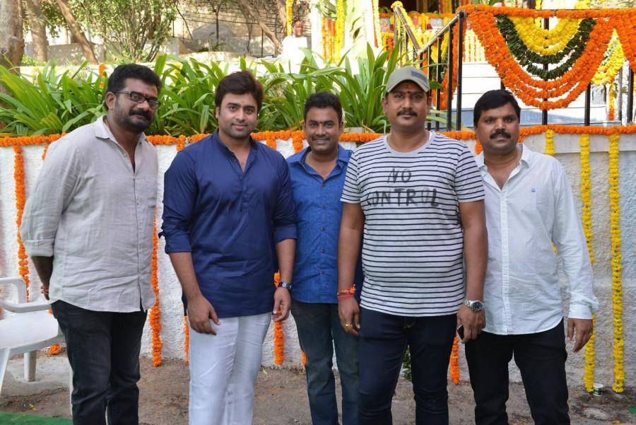 SVMP (Saraschandrikaa Visionary Motion Pictures) Production No 1 movie launch event held at Ramanaidu Studios in Hyderabad. Celebs like VV Vinayak, Nara Rohit, B Mahendra Babu, Pavan Mallela, Nandamuri Sri Vinod, Musunuru Vamsi Krishna, Bellamkonda Suresh, KS Rama Rao, Kota Srinivasa Rao and others attended the Muhurtham. Nara Rohit,Saraschandrikaa Visionary Motion Pictures,SVMP,Nara Rohit new movie,Nara Rohit new movie launch,VV Vinayak,B Mahendra Babu,Pavan Mallela,Nandamuri Sri Vinod,Musunuru Vamsi Krishna