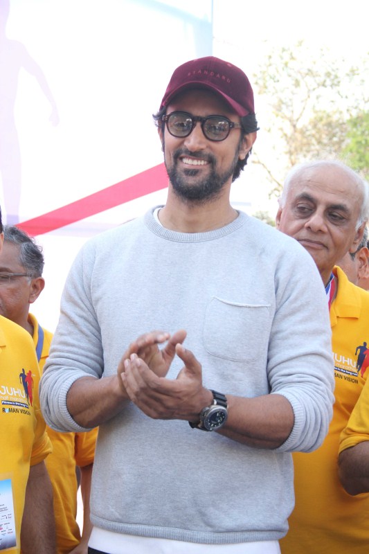 Bollywood actors Jeetendra and Kunal Kapoor spotted during the Juhu Half Marathon in Mumbai on March 5, 2017. Jeetendra and Kunal Kapoor,Jeetendra,Kunal Kapoor,Juhu Half Marathon,Celebs at Juhu Half Marathon,Juhu Half Marathon pics,Juhu Half Marathon images,Juhu Half Marathon photos,Juhu Half Marathon stills,Juhu Half Marathon pictures