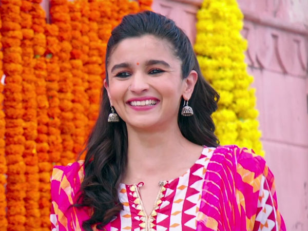 Badrinath Ki Dulhania is an upcoming Bollywood romantic comedy film directed by Shashank Khaitan and produced by Karan Johar. Starring Varun Dhawan and Alia Bhatt in the lead role. Varun Dhawan and Alia Bhatt,Varun Dhawan,Alia Bhatt,Badrinath Ki Dulhania,Badrinath Ki Dulhania movie stills,Badrinath Ki Dulhania movie pics,Badrinath Ki Dulhania movie images,Badrinath Ki Dulhania movie photos,Badrinath Ki Dulhania movie pictures