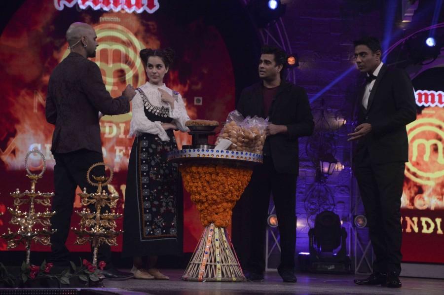 Masterchef India 4 Grand Finale Masterchef India Season 4,Masterchef India 2015 winner,Nikita Gandhi,grand finale,sanjeev kapoor,photos