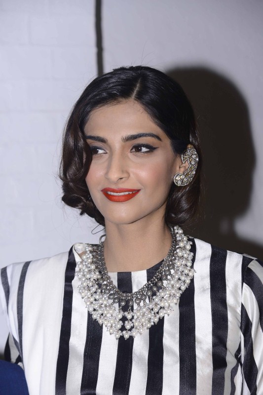 Bollywood actress Sonam Kapoor spotted during the opening of Raw Mango's store, in Mumbai on March 9, 2017. Sonam Kapoor,Soha Ali Khan,Konkona Sen Sharma,Kiran Rao,Raw Mango store launch,Raw Mango store launch pics,Raw Mango store launch images,Raw Mango store launch photos,Raw Mango store launch stills,Raw Mango store launch pictures